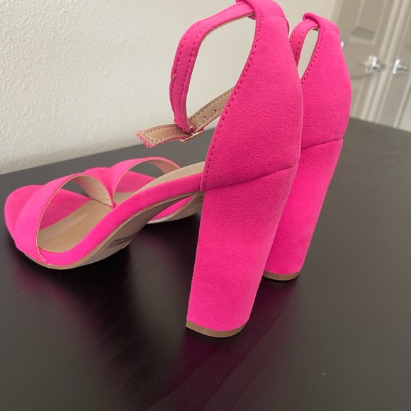Women’s Pink Block Heel Sandals - Picture 4 of 4